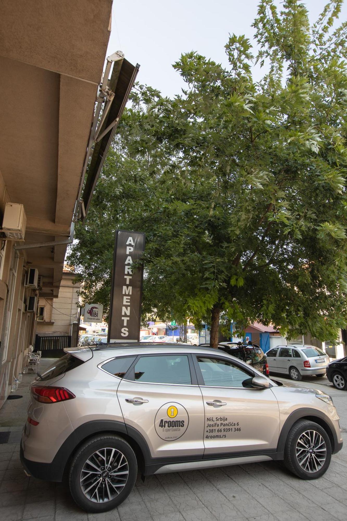 4 Rooms Apartments Ni Екстериор снимка