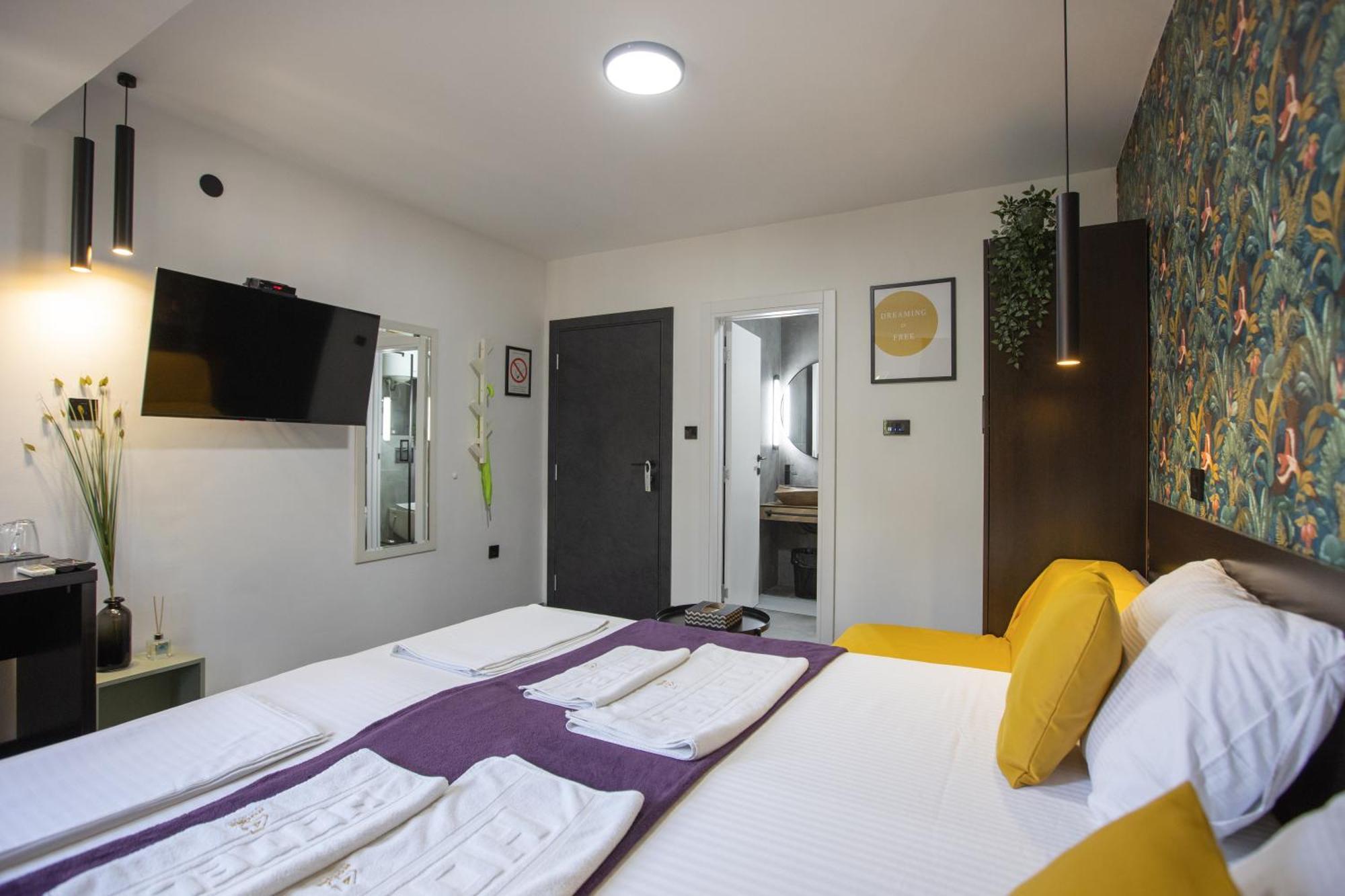 4 Rooms Apartments Ni Екстериор снимка